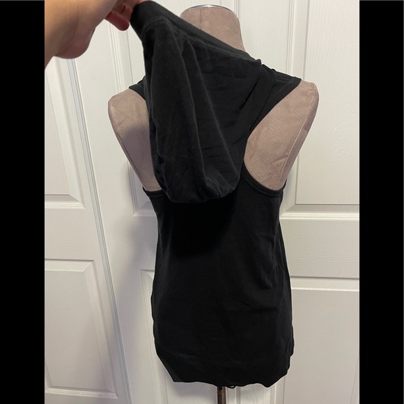 New Era Hoodie Work Out Tank - Picture 6 of 8